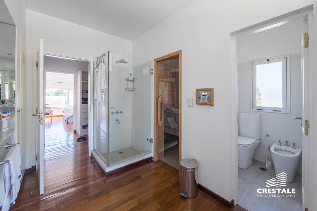 Casa 3 dormitorios en venta Aldea Country Golf Rosario, Rosario. CHO7529683 Crestale Propiedades