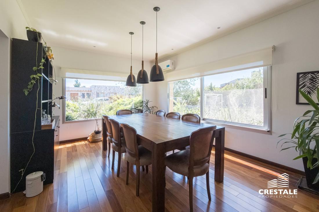 Casa 3 dormitorios en venta Aldea Country Golf Rosario, Rosario. CHO7529683 Crestale Propiedades