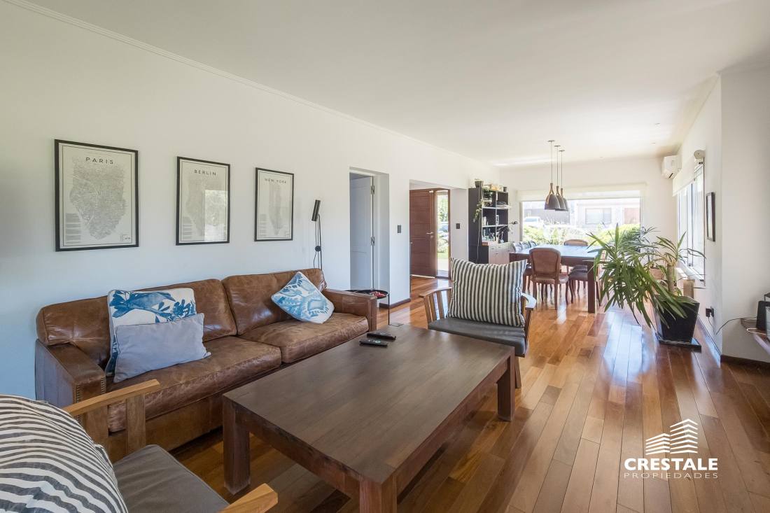 Casa 3 dormitorios en venta Aldea Country Golf Rosario, Rosario. CHO7529683 Crestale Propiedades