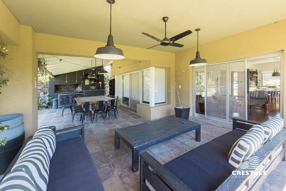 Casa 3 dormitorios en venta Aldea Country Golf Rosario, Rosario. CHO7529683 Crestale Propiedades