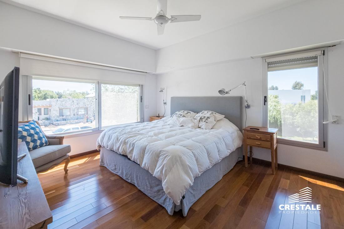 Casa 3 dormitorios en venta Aldea Country Golf Rosario, Rosario. CHO7529683 Crestale Propiedades