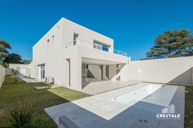 casa 3 dormitorios en venta Rosario Fisherton, Fisherton - Azcuénaga 8600