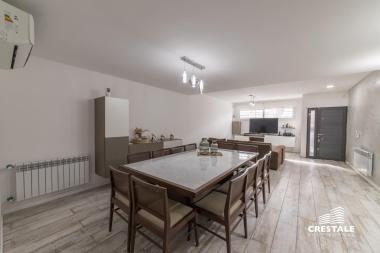 casa 4 dormitorios en venta Rosario Abasto, La Paz y Moreno
