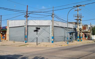 local en venta Rosario Empalme Graneros, Genova Esq. Cabal