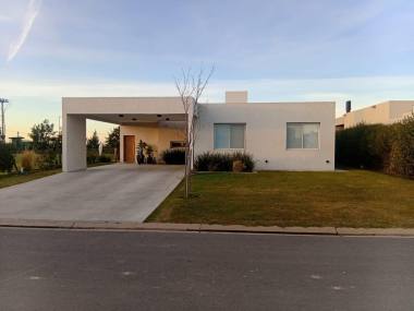 casa 3 dormitorios en venta Funes Barrio Vida, VIDA