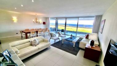 departamento 4 dormitorios en venta Punta del Este Playa Brava, Tiburón Terrazas - Punta del Este