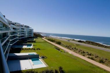 departamento 4 dormitorios en venta Punta del Este Playa Brava, Tiburón Terrazas - Punta del Este