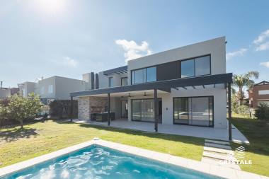 casa 4 dormitorios en venta Funes Cadaques Funes Hills, Cadaques Funes Hills