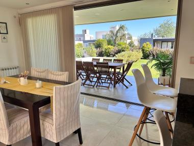 casa 4 dormitorios en venta Roldan Puerto Roldan, Puerto Roldán