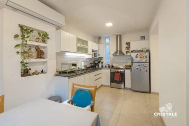 departamento de pasillo 2 dormitorios en venta Rosario Abasto, España 1800