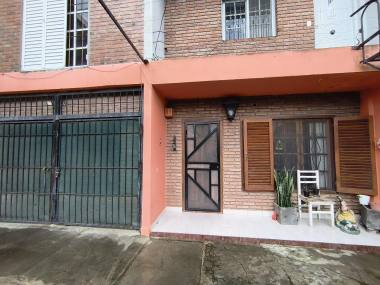 casa 3 dormitorios en venta Rosario Oeste, Barrio Roca - Rivero 5300