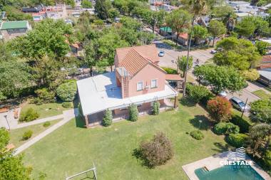 casa 4 dormitorios en venta Funes Funes, Sarmiento 1400 - Funes