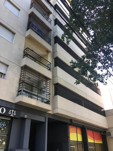 cochera en venta Rosario Remedios de Escalada de San Martin, PELLEGRINI 3400