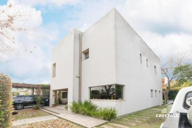 casa 4 dormitorios en venta Rosario Barrio Parque Field, Parque Field