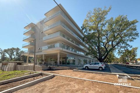 Local en venta Único Golf - Av. Eva Perón Y Ugarteche, Rosario. CBU39832 LO4069789 Crestale Propiedades