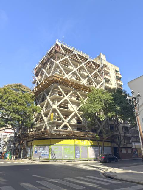 Departamento 2 dormitorios en venta Zeballos Y Paraguay, Rosario. CBU50241 AP6054817 Crestale Propiedades