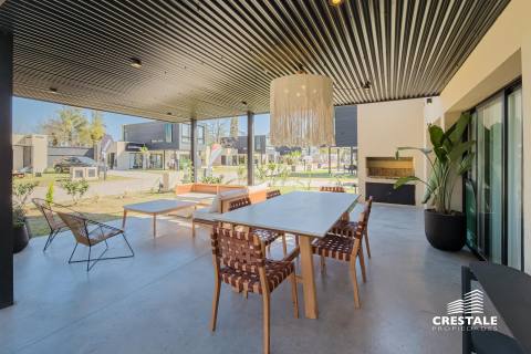 Casa 2 dormitorios en venta Condo Funes, Funes. CCO52582 HO5532156 Crestale Propiedades