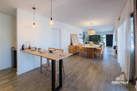 Casa 2 dormitorios en venta Condo Funes, Funes. CCO52582 HO5532156 Crestale Propiedades
