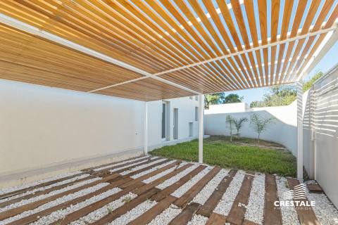 Casa 3 dormitorios en venta Fisherton - Azcuénaga 8600, Rosario. CCO62911 HO6902188 Crestale Propiedades