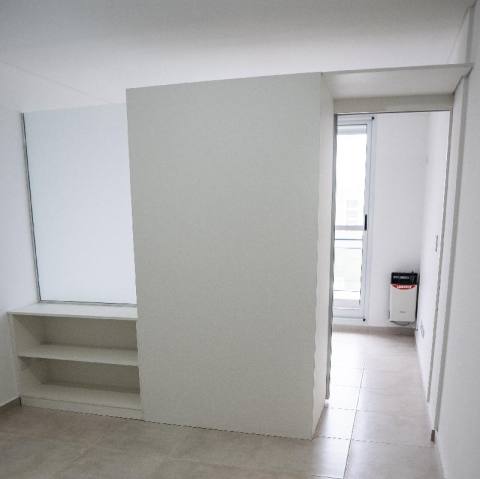 Cochera en venta San Juan Y Pueyrredon, Rosario. 2555 Crestale Propiedades