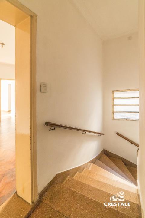 Departamento de pasillo 2 dormitorios en venta Rosario, San Lorenzo 1400. CAP4335065 Crestale Propiedades