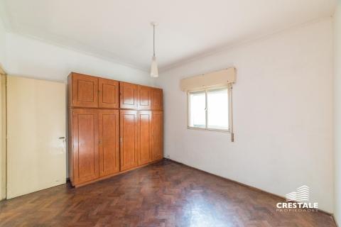 Departamento de pasillo 2 dormitorios en venta Rosario, San Lorenzo 1400. CAP4335065 Crestale Propiedades