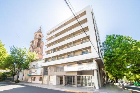 Departamento 2 dormitorios en venta Colon 1800, Rosario. CAP2021605 Crestale Propiedades