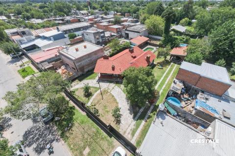 Casa 3 dormitorios en venta Olmos Y La República, Rosario. CHO5932153 Crestale Propiedades