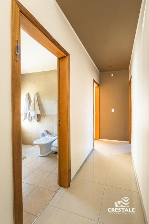 Casa 5 dormitorios en venta Kentucky Club De Campo, Funes. CHO2097585 Crestale Propiedades