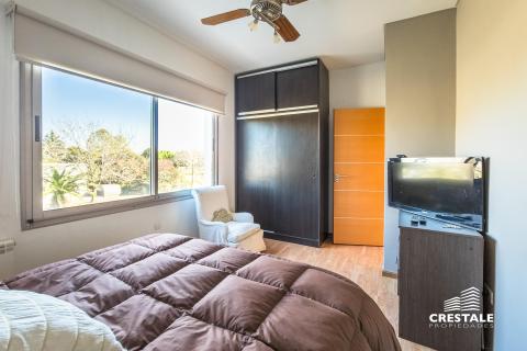 Casa 5 dormitorios en venta Kentucky Club De Campo, Funes. CHO2097585 Crestale Propiedades