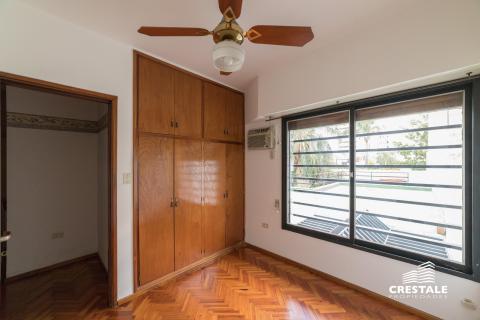 Casa 4 dormitorios en venta Rosario, Rioja 4000. CHO4808764 Crestale Propiedades
