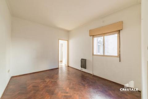departamento de pasillo 2 dormitorios en venta Rosario Centro, San Lorenzo 1400