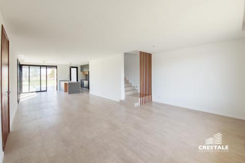Casa 3 dormitorios en venta Ibarlucea, La Rinconada Club de Campo. CHO5595262 Crestale Propiedades
