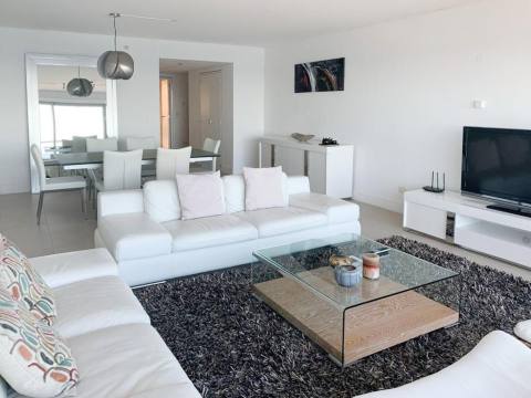 Departamento 2 dormitorios en venta Punta Del Este - Torre Le Parc , Punta del Este. CAP5645505 Crestale Propiedades