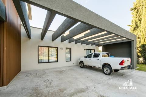 Casa 4 dormitorios en venta Kentucky Club De Campo, Funes. CHO5726490 Crestale Propiedades