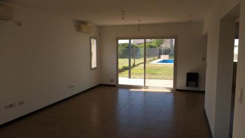 Casa 3 dormitorios en venta Funes, La Cardera - La Rioja 3000. CHO2375762 Crestale Propiedades