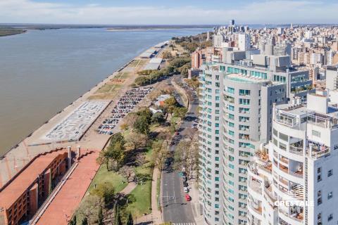 Departamento 3 dormitorios en venta Quinquela Plaza, Rosario. CBU16316 AP6300979 Crestale Propiedades