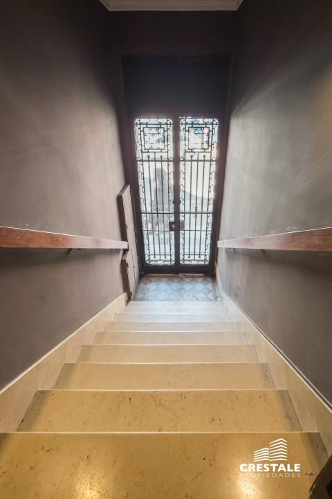 Casa 5 dormitorios en alquiler Córdoba Y España, Rosario. CHO6332585 Crestale Propiedades