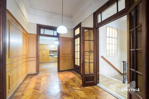 Casa 5 dormitorios en alquiler Córdoba Y España, Rosario. CHO6332585 Crestale Propiedades