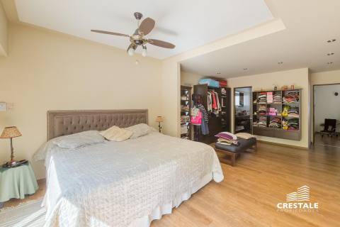 Casa 4 dormitorios en venta Funes Hills Miraflores, Funes. CHO6473351 Crestale Propiedades
