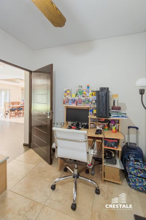 Casa 4 dormitorios en venta Funes Hills Miraflores, Funes. CHO6473351 Crestale Propiedades
