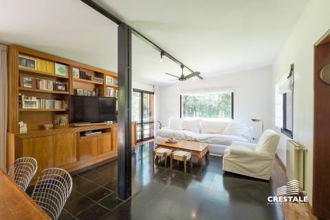 Casa 4 dormitorios en venta Bv. Argentino Y Acevedo, Rosario. CHO6575751 Crestale Propiedades