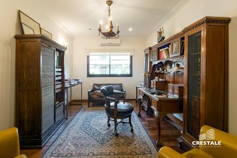 Casa 4 dormitorios en venta Bv. Argentino Y Acevedo, Rosario. CHO6575751 Crestale Propiedades
