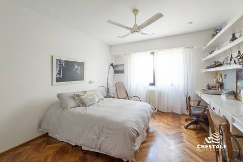 Casa 4 dormitorios en venta Bv. Argentino Y Acevedo, Rosario. CHO6575751 Crestale Propiedades