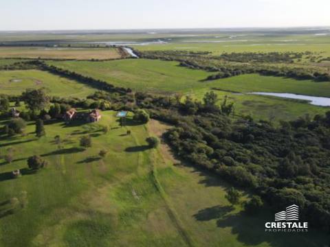 Casa 8 dormitorios en venta Victoria - Entre Ríos, Victoria. CHO6594659 Crestale Propiedades