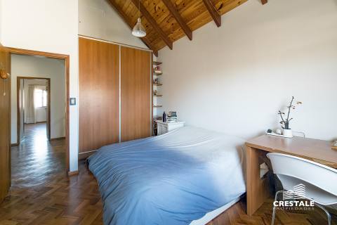 Casa 4 dormitorios en venta Alvear 2800, Rosario. CHO6596770 Crestale Propiedades