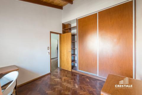 Casa 4 dormitorios en venta Alvear 2800, Rosario. CHO6596770 Crestale Propiedades