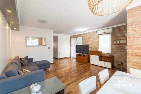 Casa 4 dormitorios en venta Alvear 2800, Rosario. CHO6596770 Crestale Propiedades