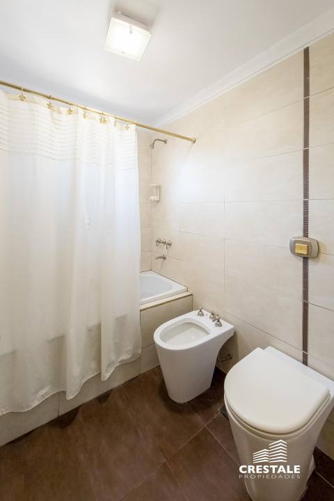 Casa 4 dormitorios en venta Alvear 2800, Rosario. CHO6596770 Crestale Propiedades