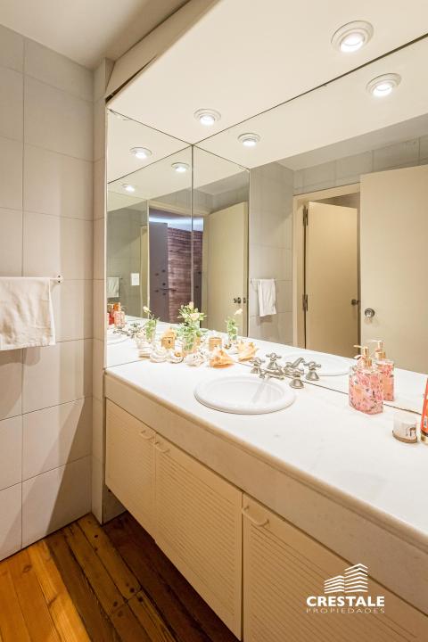 Casa 3 dormitorios en venta Alvear Y Montevideo, Rosario. CLA6674189 Crestale Propiedades